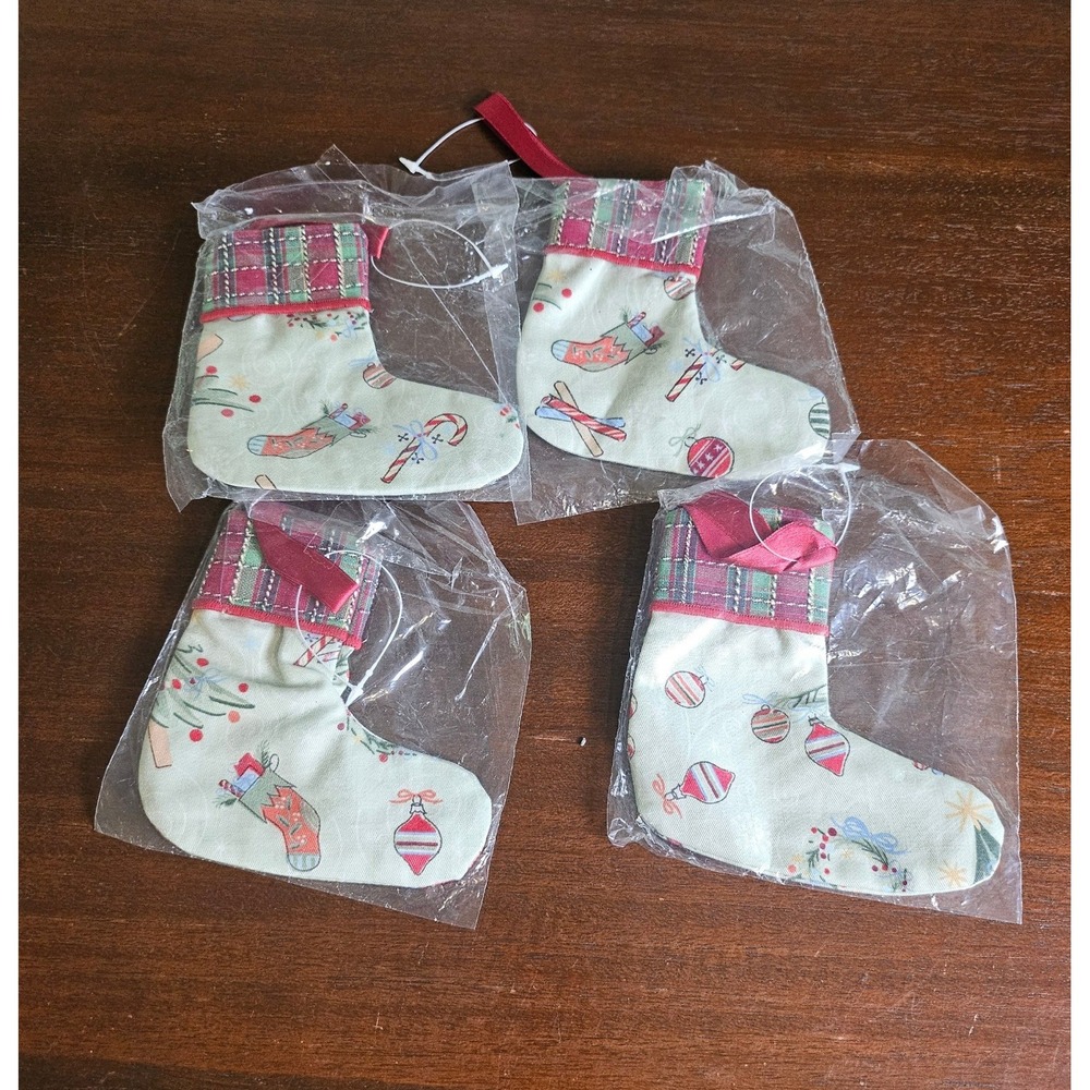 Longaberger All the trimmings Mini Stocking Set of 4 Ornament Silver wear Holder